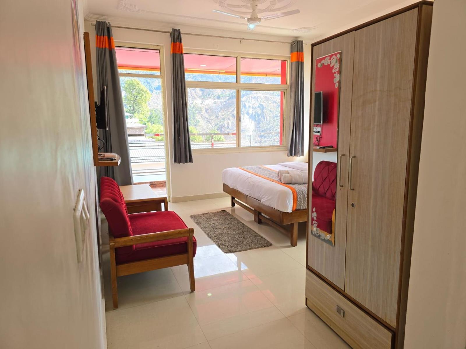 Hotel Starwud Kotagge МакЛеод Ганж Екстериор снимка