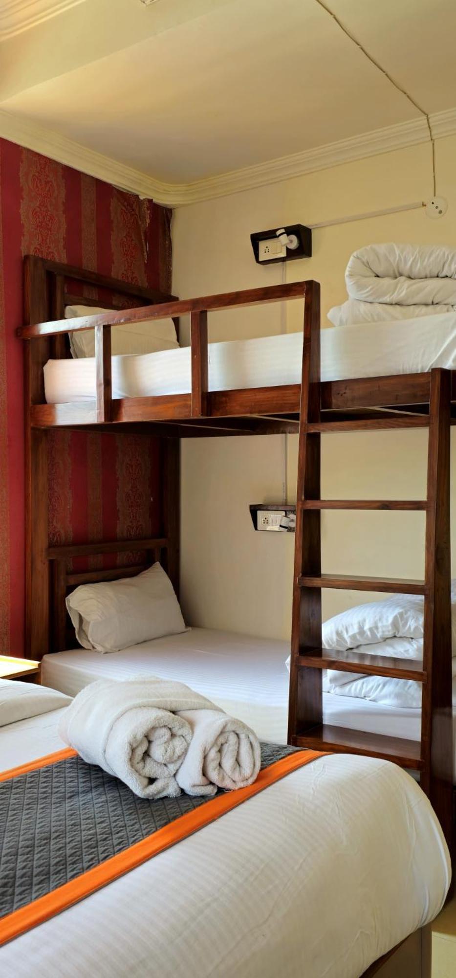 Hotel Starwud Kotagge МакЛеод Ганж Екстериор снимка